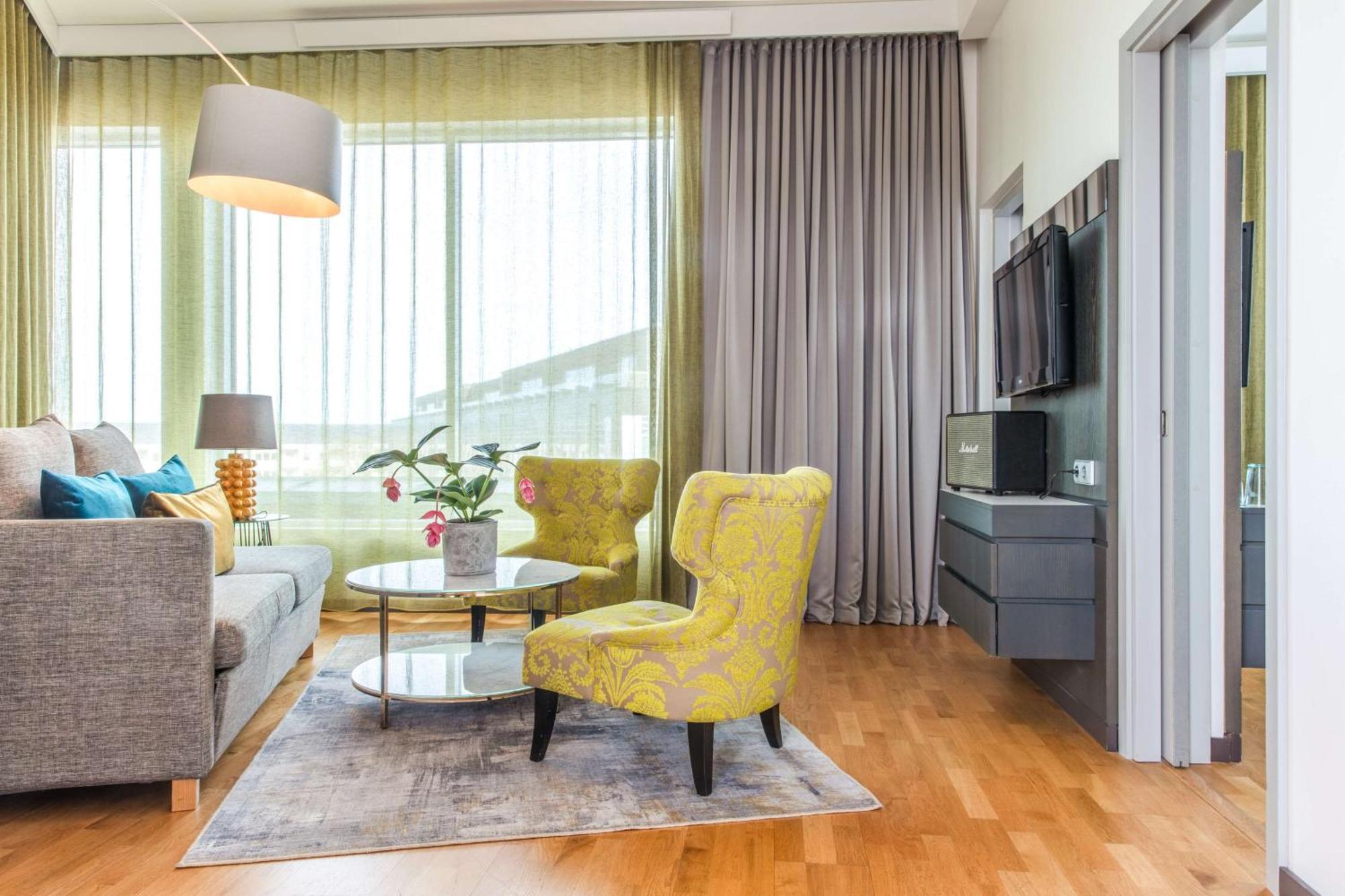 One-Bedroom Suite,1434153925:JPEG